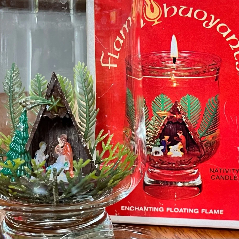 Vintage Christmas Nativity Floating Flame Candle Flambuoyants